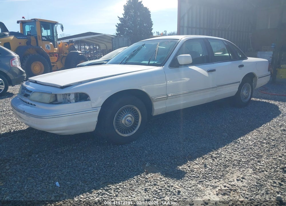 1996 FORD CROWN VICTORIA VIN: 2FALP73W9TX108730