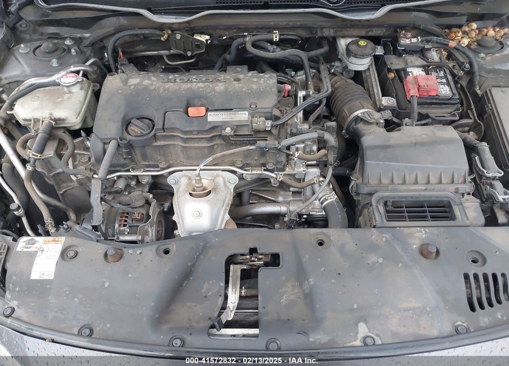 2018 HONDA CIVIC LX VIN: 2HGFC2F57JH585447