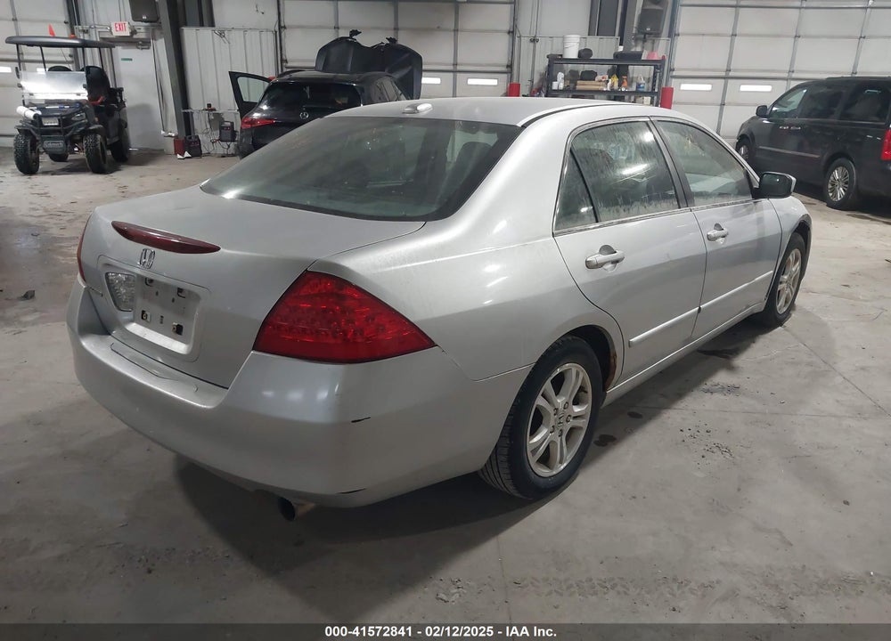 2007 HONDA ACCORD VIN: 1HGCM56717A105896
