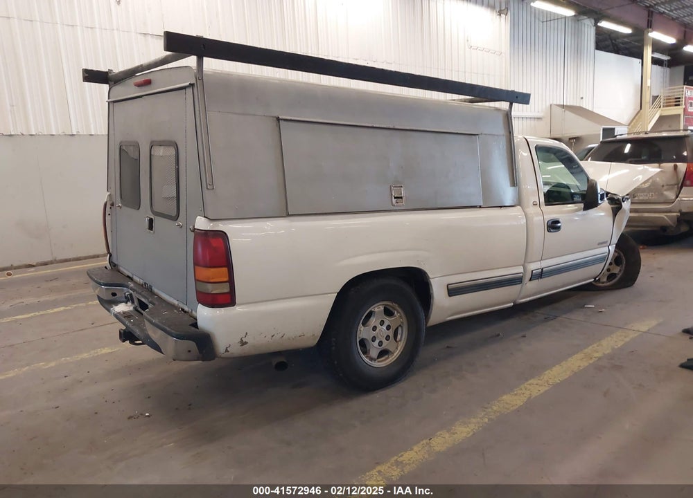 2000 CHEVROLET SILVERADO 1500 VIN: 1GCEC14T3YE149007