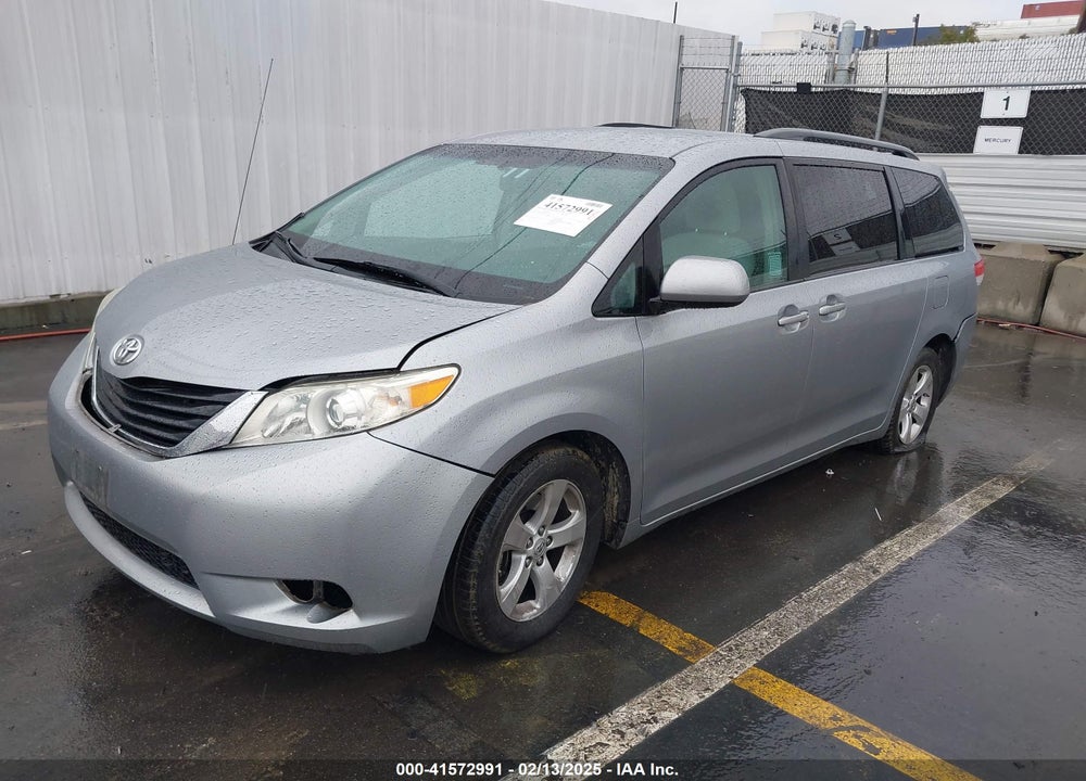 2011 TOYOTA SIENNA LE V6 VIN: 5TDKK3DC4BS101194