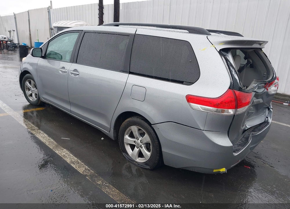 2011 TOYOTA SIENNA LE V6 VIN: 5TDKK3DC4BS101194