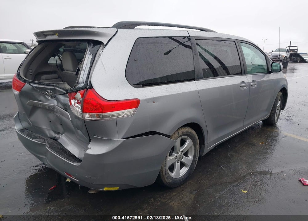 2011 TOYOTA SIENNA LE V6 VIN: 5TDKK3DC4BS101194