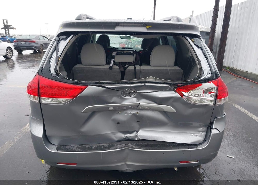 2011 TOYOTA SIENNA LE V6 VIN: 5TDKK3DC4BS101194