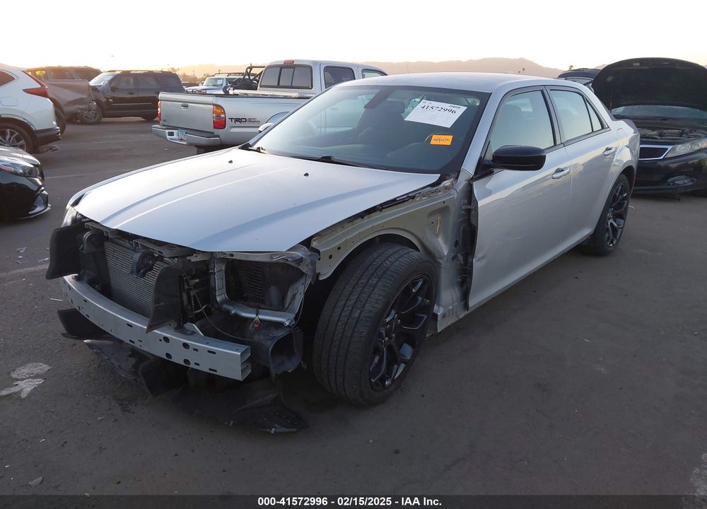 2019 CHRYSLER 300 VIN: 2C3CCAAG6KH673903
