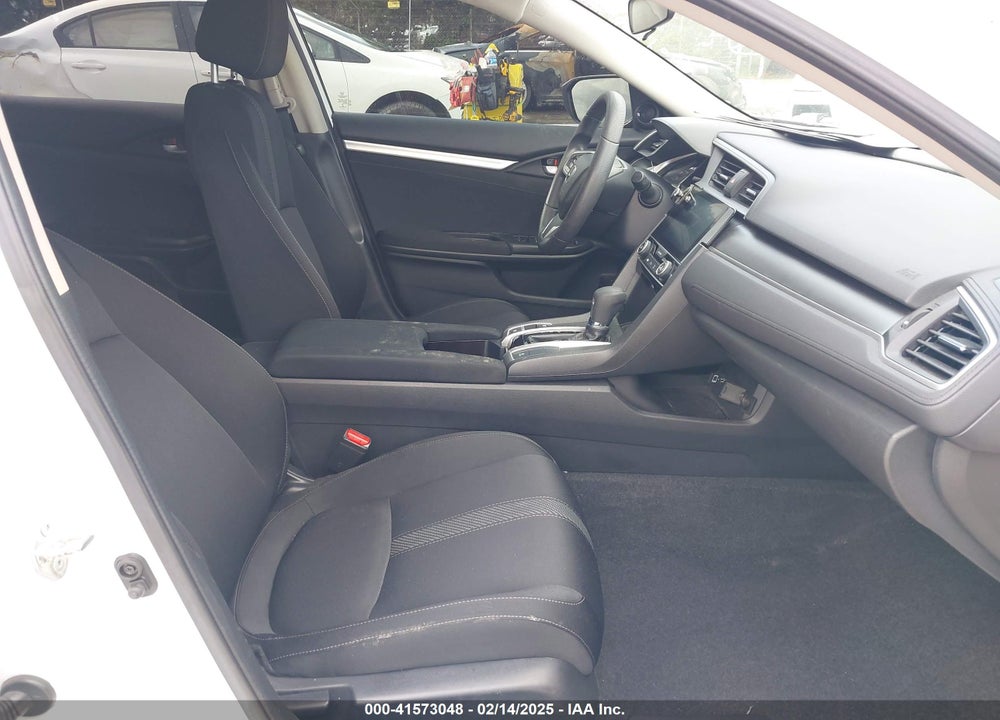 2018 HONDA CIVIC VIN: 2HGFC2F79JH513828