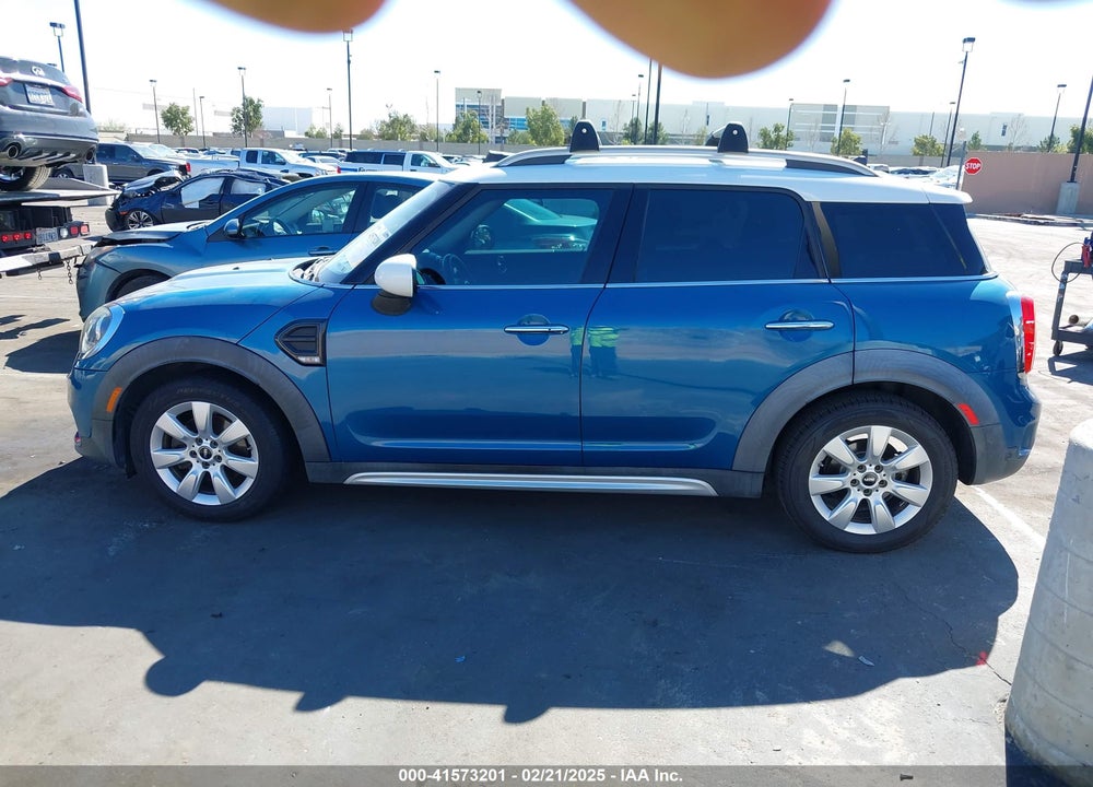 2017 MINI COUNTRYMAN COOPER VIN: WMZYS7C37H3E06589