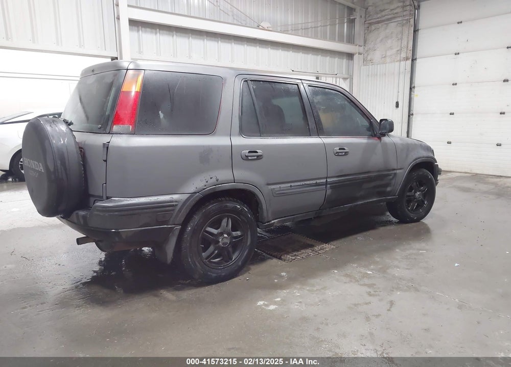 2000 HONDA CR-V LX VIN: JHLRD1841YC010851
