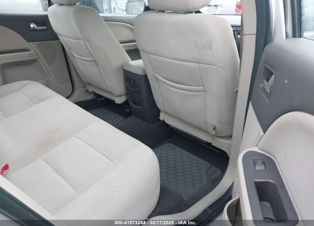 2009 FORD TAURUS SE VIN: 1FAHP23WX9G122613