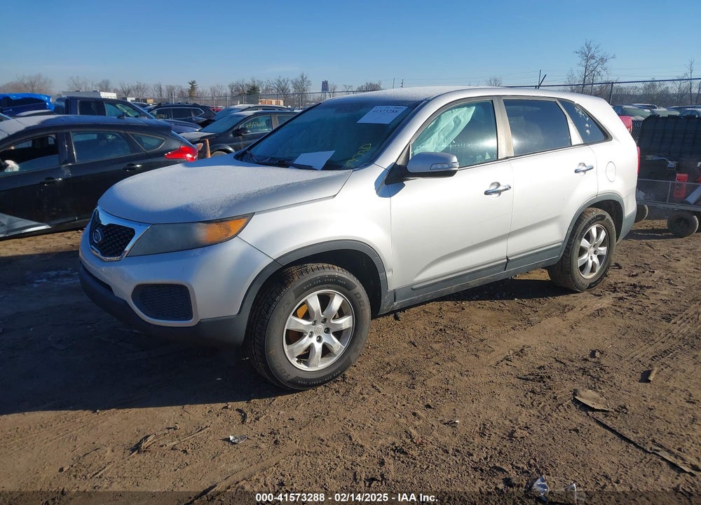 2011 KIA SORENTO LX VIN: 5XYKT3A18BG087913
