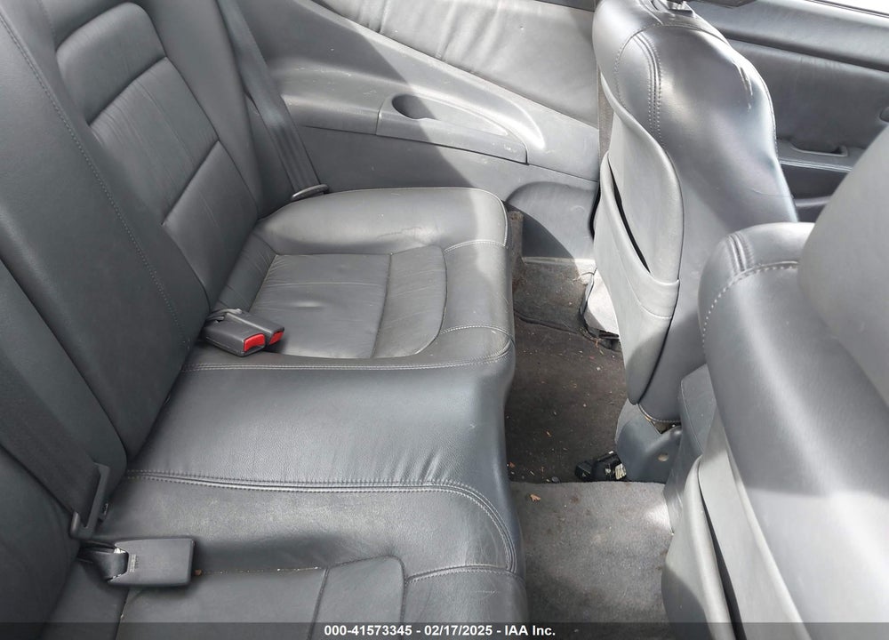 2000 HONDA ACCORD 3.0 EX VIN: 1HGCG2252YA018889