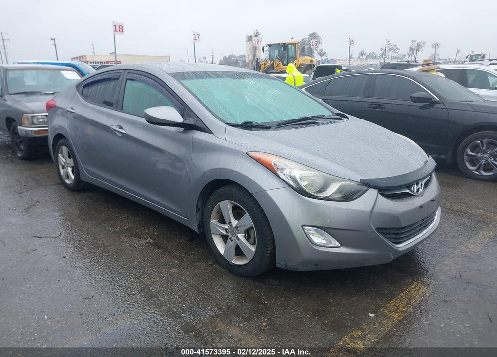 2013 HYUNDAI ELANTRA GLS VIN: KMHDH4AE2DU894184