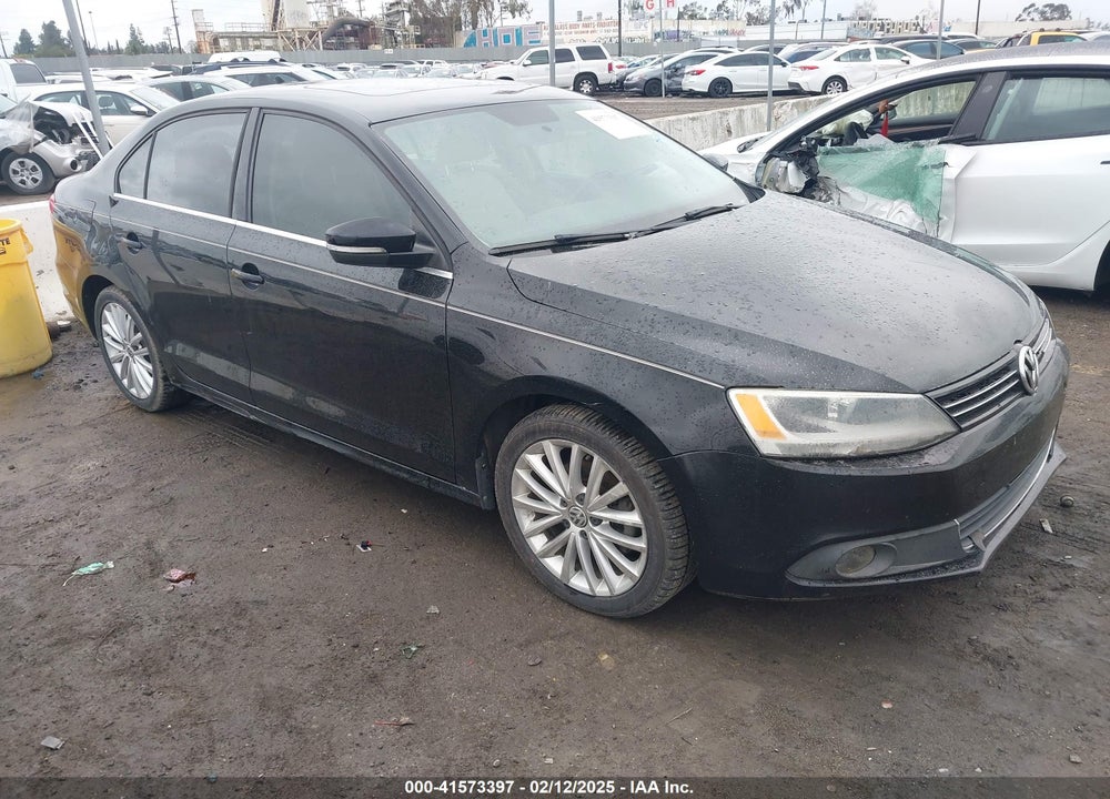2013 VOLKSWAGEN JETTA VIN: 3VWLL7AJXDM230746