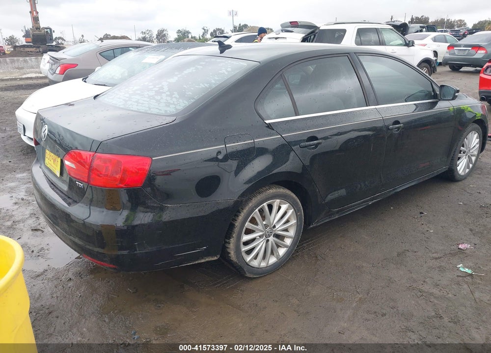 2013 VOLKSWAGEN JETTA VIN: 3VWLL7AJXDM230746
