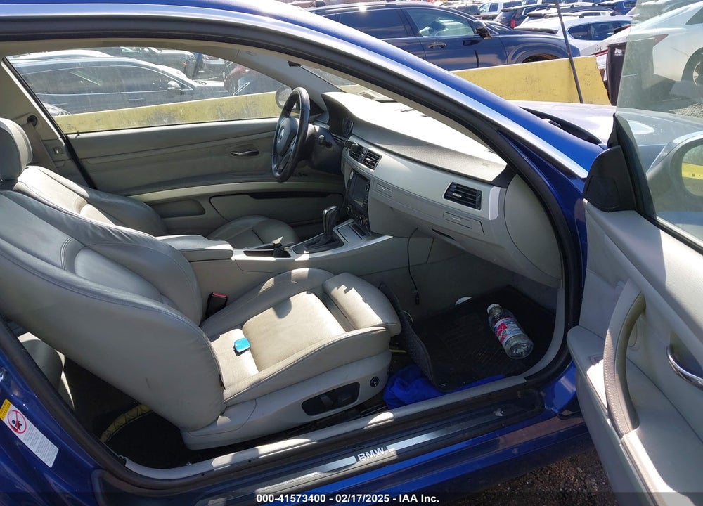 2007 BMW 328XI VIN: WBAWV53567P077583
