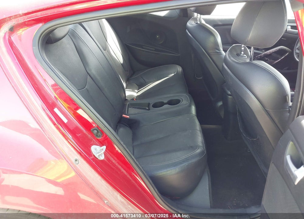 2016 HYUNDAI VELOSTER VIN: KMHTC6AE1GU258348