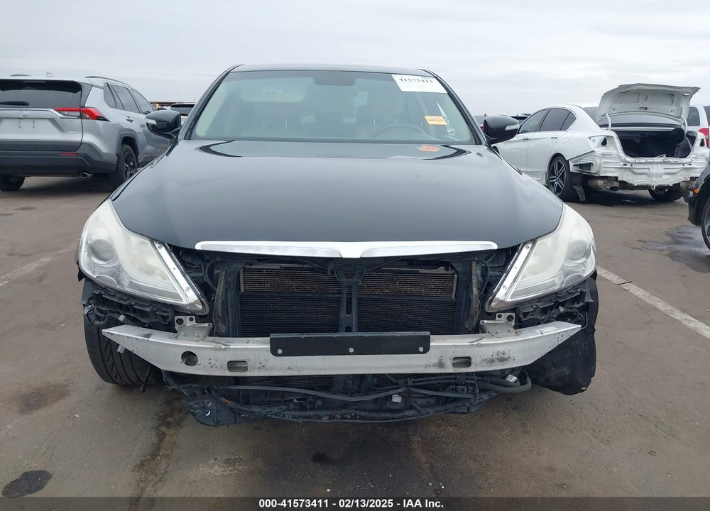 2013 HYUNDAI GENESIS VIN: KMHGC4DD2DU251784