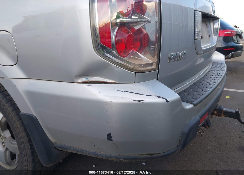 2006 HONDA PILOT EX-L VIN: 2HKYF18546H548618