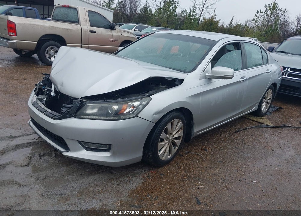 2013 HONDA ACCORD VIN: 1HGCR2F72DA042108