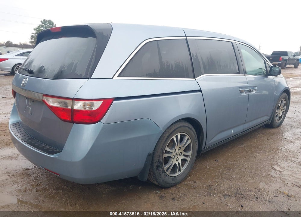 2011 HONDA ODYSSEY EX-L VIN: 5FNRL5H62BB085531