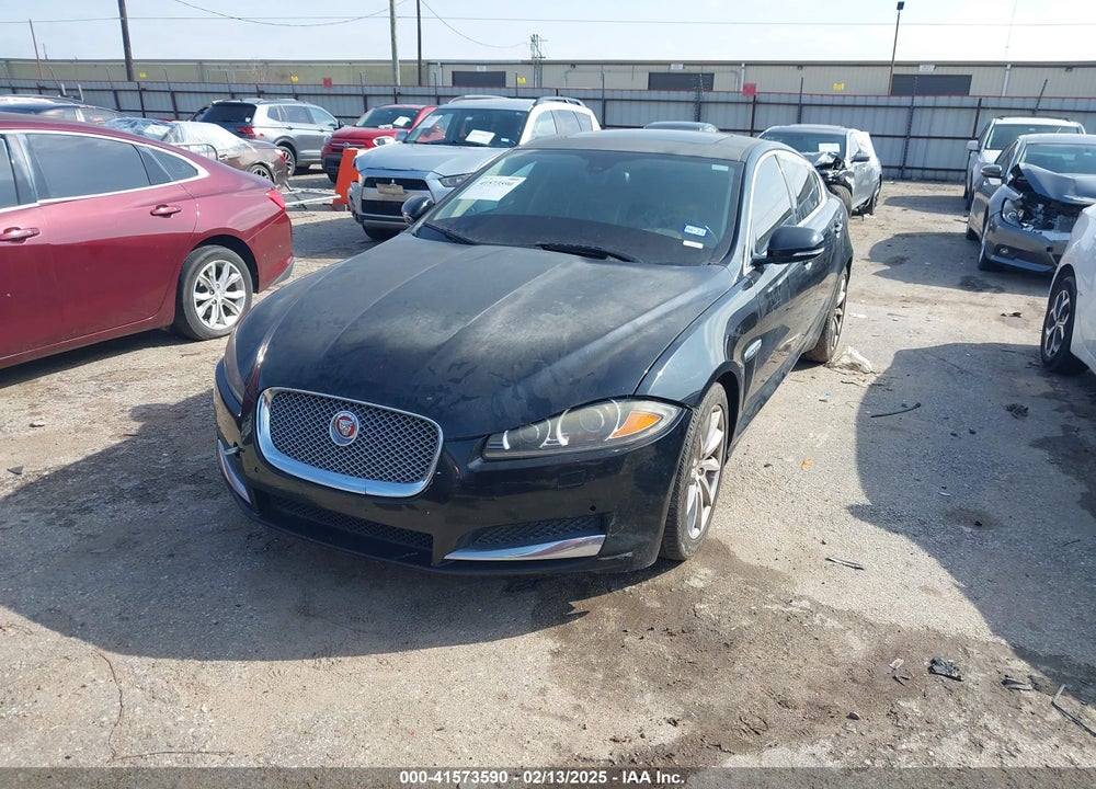 2014 JAGUAR XF VIN: SAJWA0ES4EPU09281