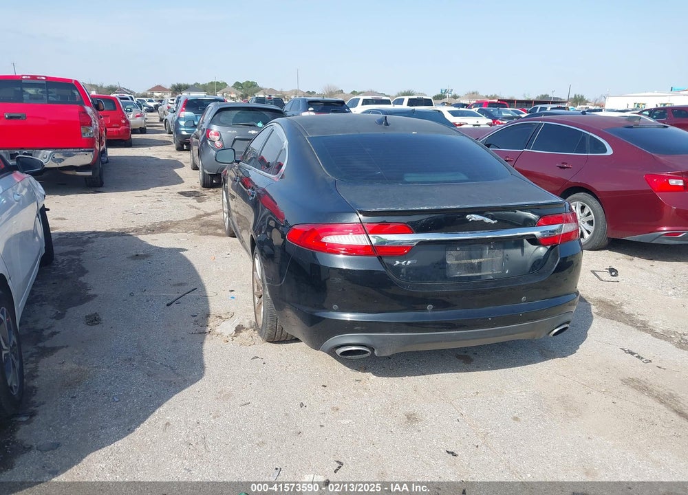 2014 JAGUAR XF VIN: SAJWA0ES4EPU09281