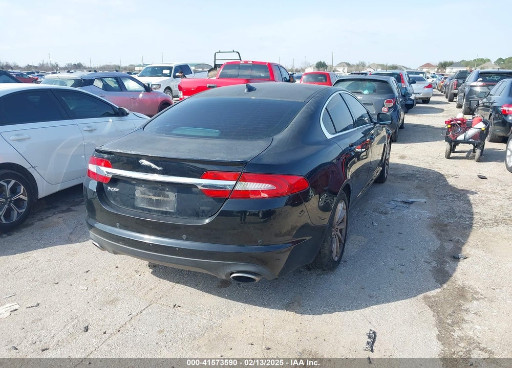 2014 JAGUAR XF VIN: SAJWA0ES4EPU09281