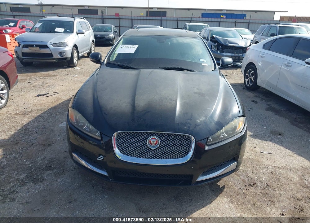 2014 JAGUAR XF VIN: SAJWA0ES4EPU09281