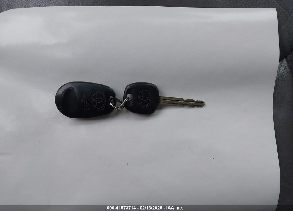 2009 TOYOTA SIENNA XLE VIN: 5TDZK22C99S234832