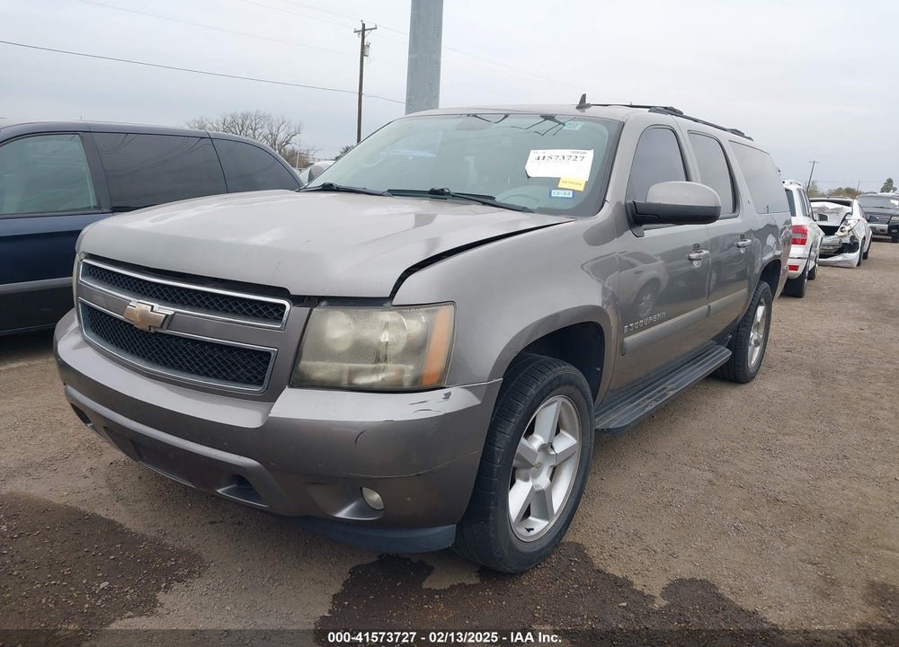 2008 CHEVROLET SUBURBAN 1500 LT VIN: 1GNFC16008J226762