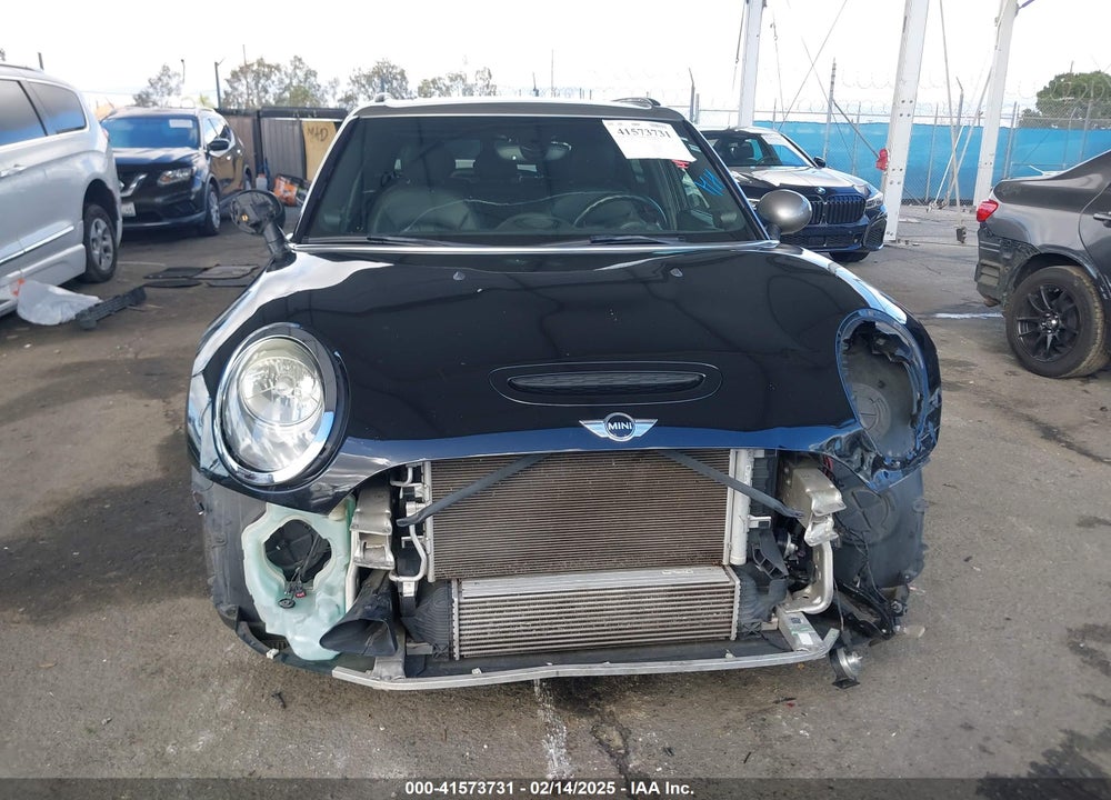 2016 MINI CLUBMAN VIN: WMWLN9C5XG2B31123