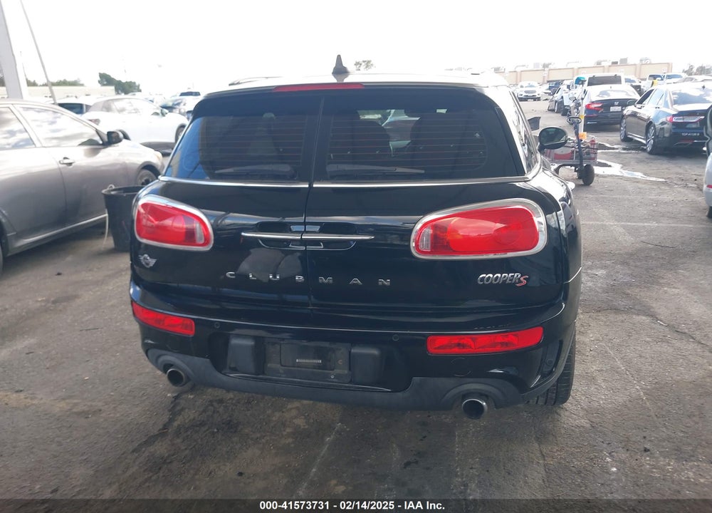 2016 MINI CLUBMAN VIN: WMWLN9C5XG2B31123
