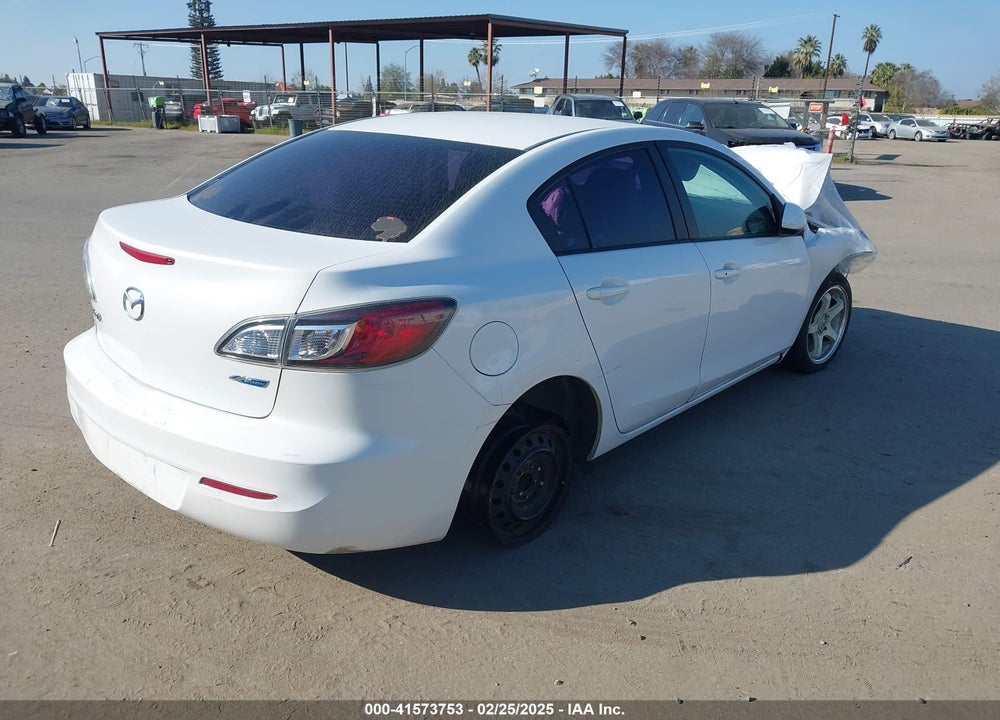 2013 MAZDA MAZDA3 VIN: JM1BL1WP3D1783731