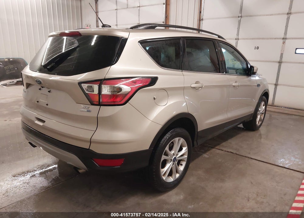 2017 FORD ESCAPE SE VIN: 1FMCU9GD9HUB76947