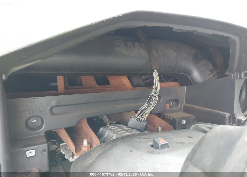 2015 FORD F-550 CHASSIS XL VIN: 1FDUF5GTXFEA53759