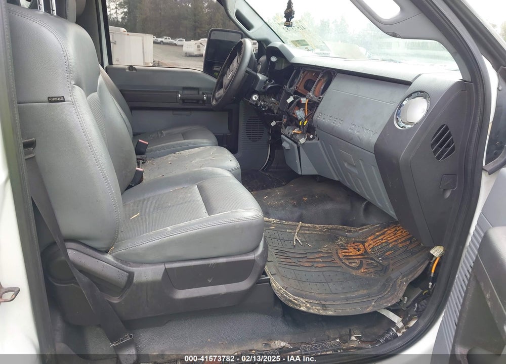 2015 FORD F-550 CHASSIS XL VIN: 1FDUF5GTXFEA53759