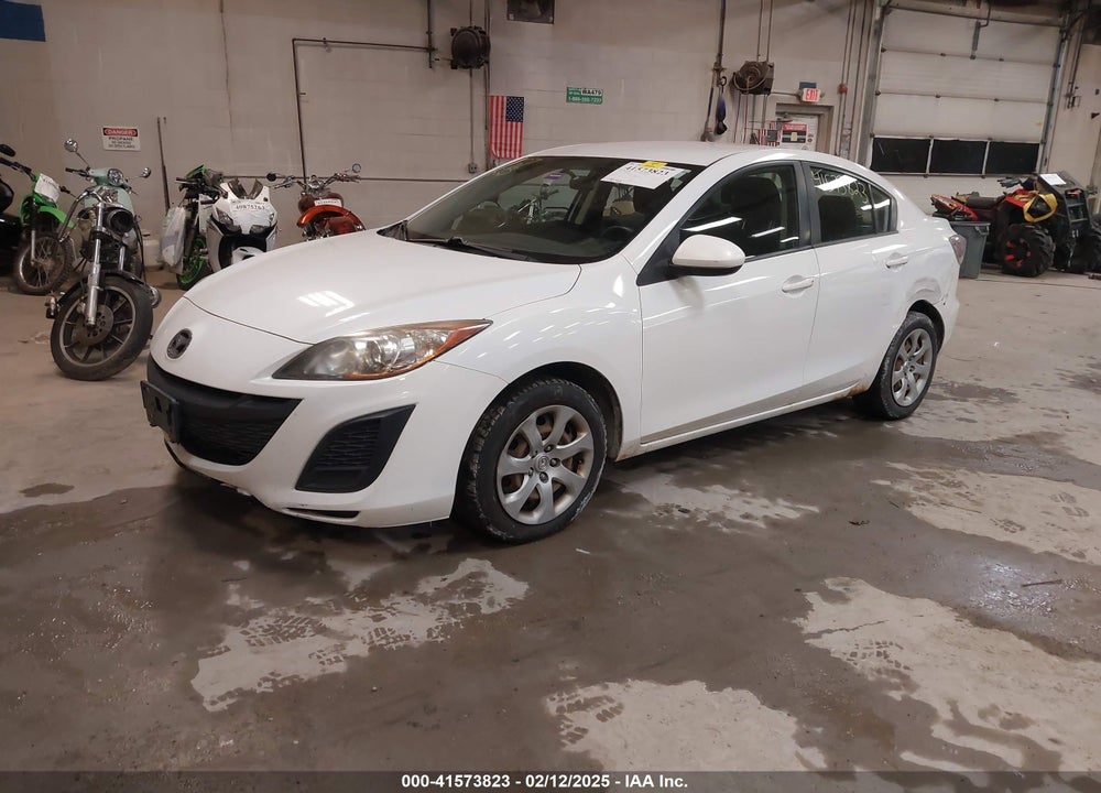 2011 MAZDA 3 I SPORT VIN: JM1BL1UG9B1901393