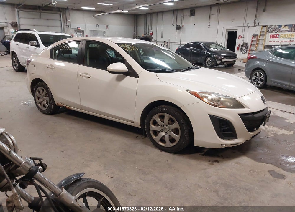 2011 MAZDA 3 I SPORT VIN: JM1BL1UG9B1901393