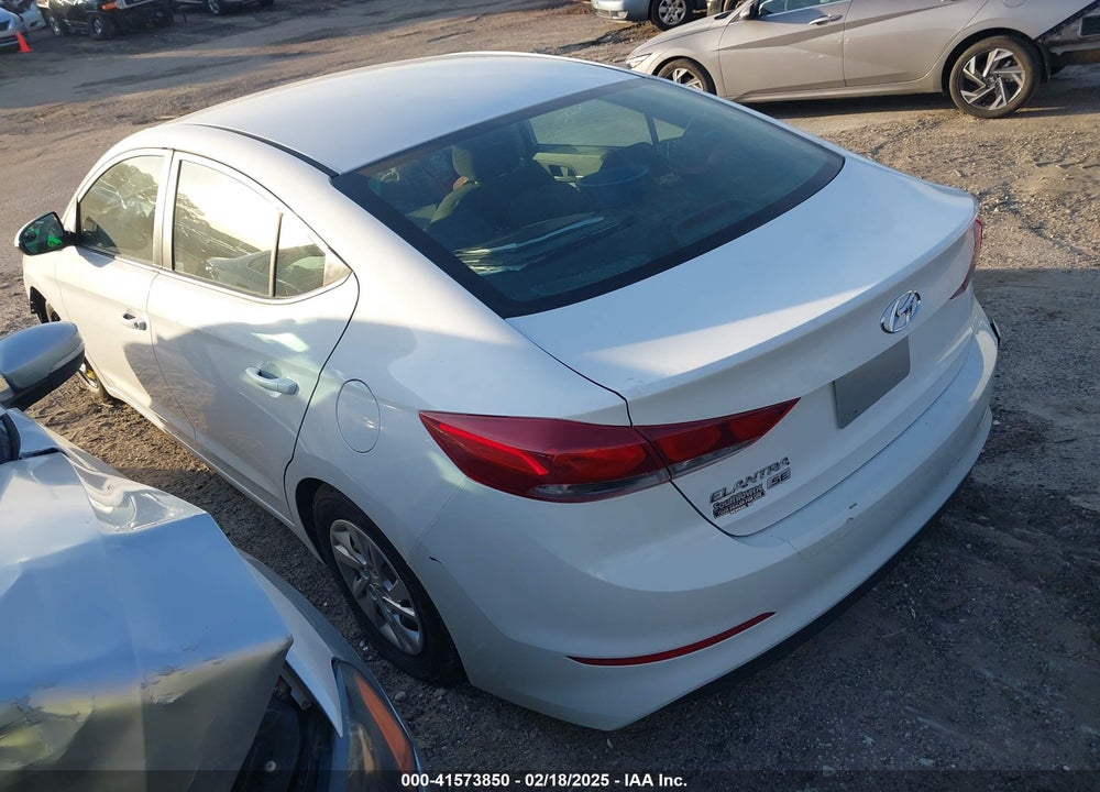 2018 HYUNDAI ELANTRA VIN: 5NPD74LF7JH235407