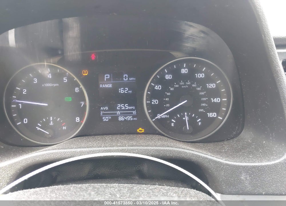 2018 HYUNDAI ELANTRA VIN: 5NPD74LF7JH235407