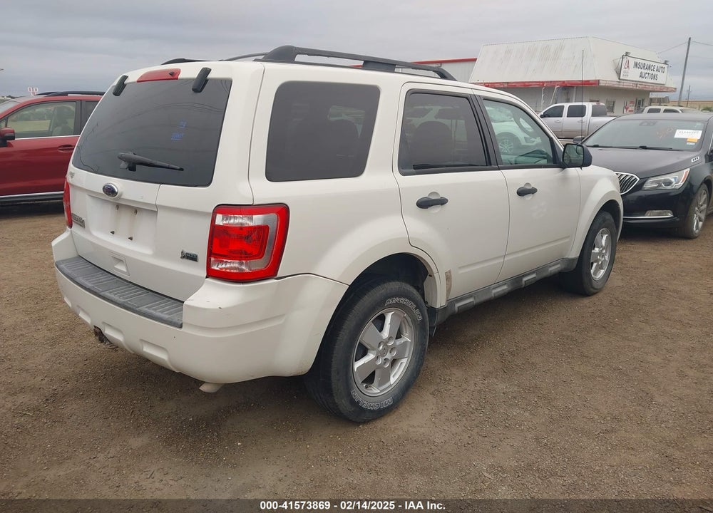 2010 FORD ESCAPE XLT VIN: 1FMCU0DG8AKC88909