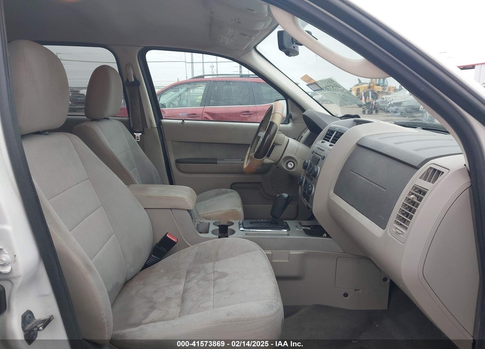 2010 FORD ESCAPE XLT VIN: 1FMCU0DG8AKC88909