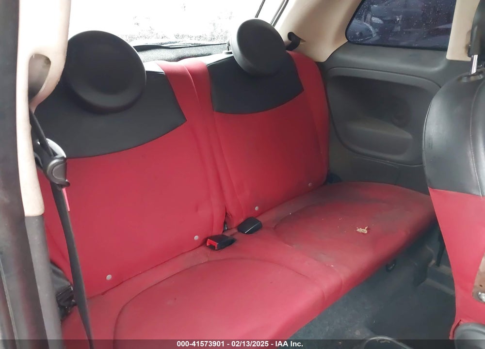 2015 FIAT 500 VIN: 3C3CFFAR3FT612592