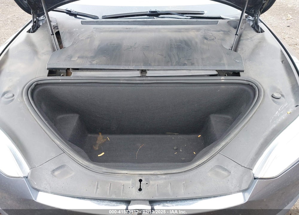 2019 TESLA MODEL S VIN: 5YJSA1E25KF303883