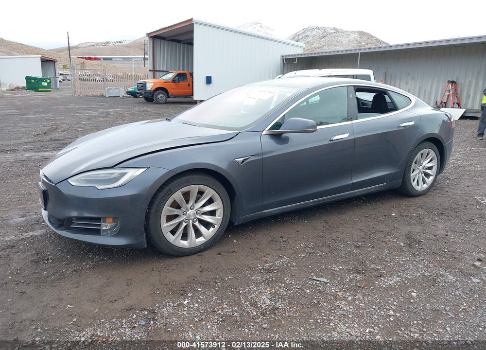 2019 TESLA MODEL S VIN: 5YJSA1E25KF303883