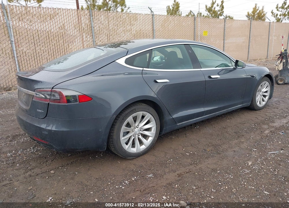 2019 TESLA MODEL S VIN: 5YJSA1E25KF303883