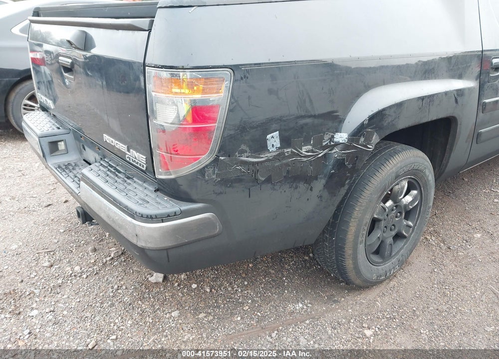 2006 HONDA RIDGELINE VIN: 2HJYK16556H570839