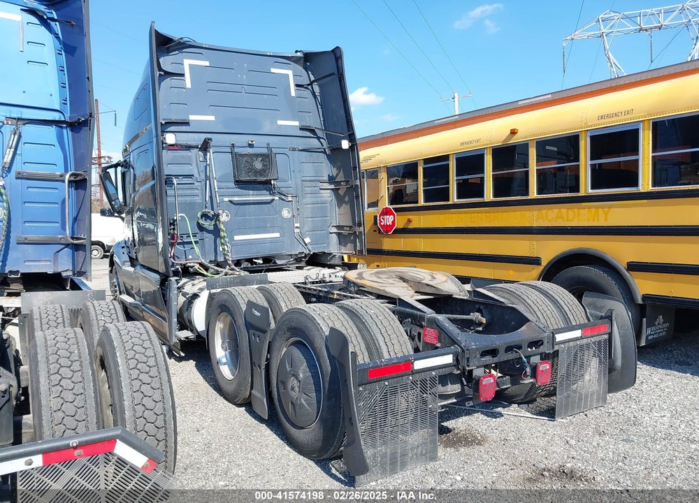2025 VOLVO VN VNL VIN: 4V4NC9EH7SN680571