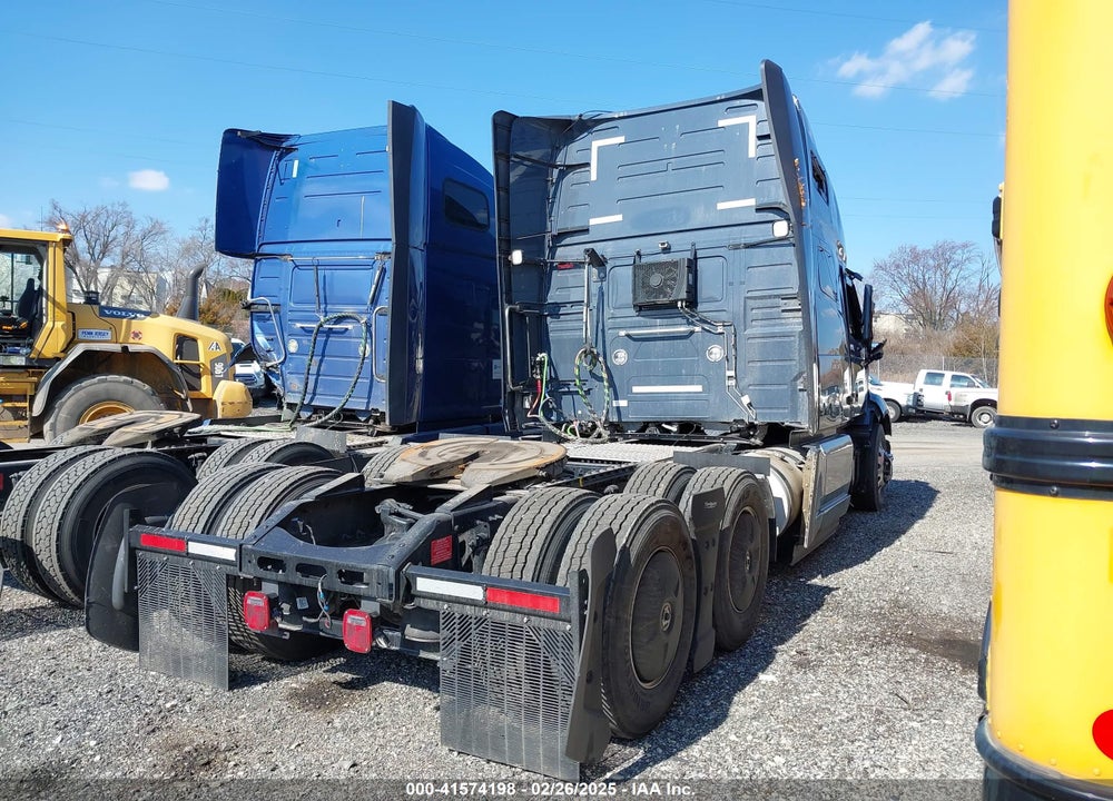 2025 VOLVO VN VNL VIN: 4V4NC9EH7SN680571