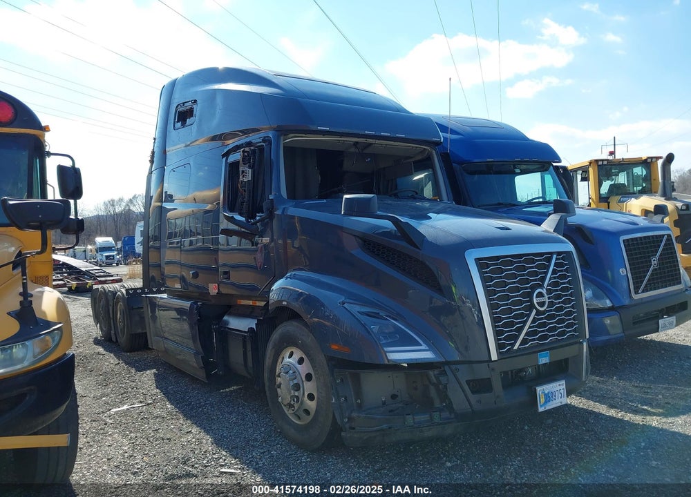 2025 VOLVO VN VNL VIN: 4V4NC9EH7SN680571
